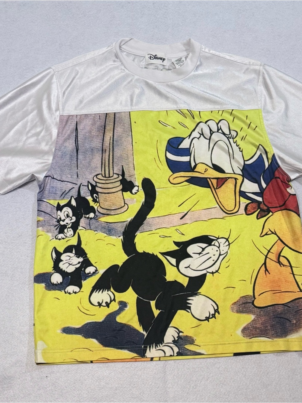 Walt Disney Hong Kong Donald Duck Graphic Jersey T Shirt Unisex Oversize Cats